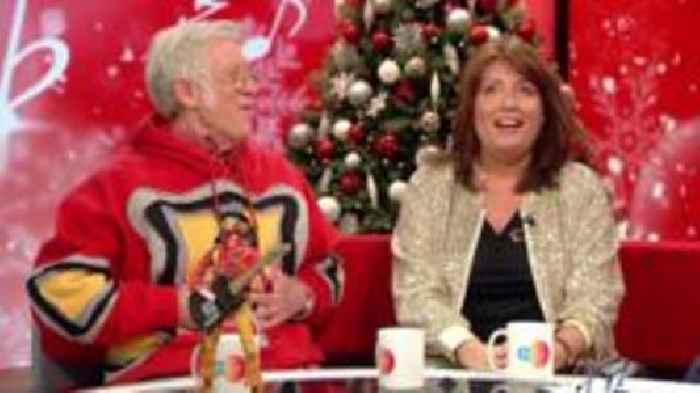 Slade's Holder wakes up wife every Christmas with iconic lyric