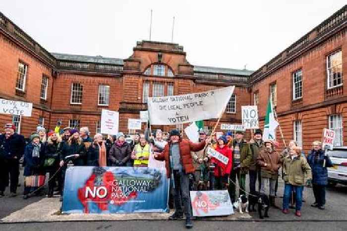 Dumfries and Galloway councillors agree to push Scottish Government for referendum on Galloway National Park