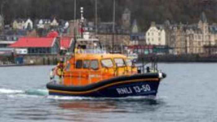 Three people rescued from flooded fishing boat