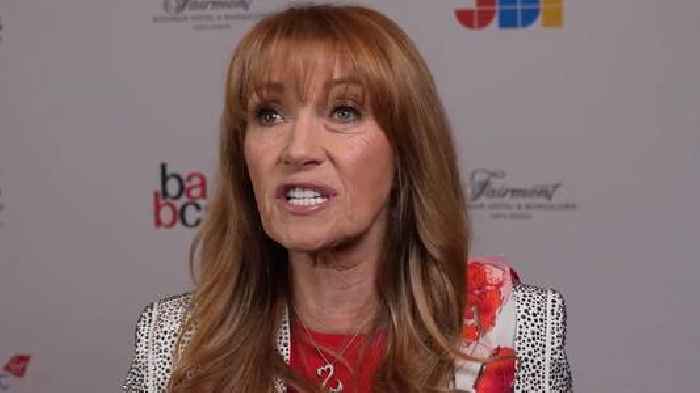 Actress Jane Seymour flees Californian wildfires 'just in time'