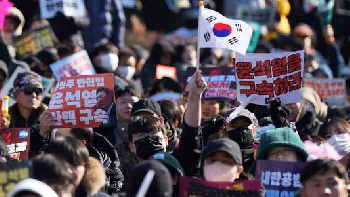 A country in chaos - South Korea wrestles for democracy