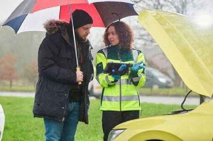 AA issues travel warning for UK drivers: Top dates to avoid during Christmas rush revealed