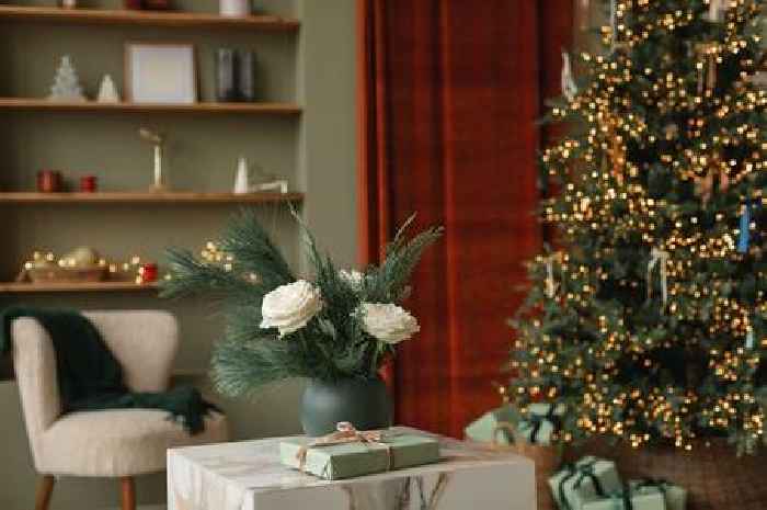 Make your Christmas flowers last for weeks with expert's two-minute trick