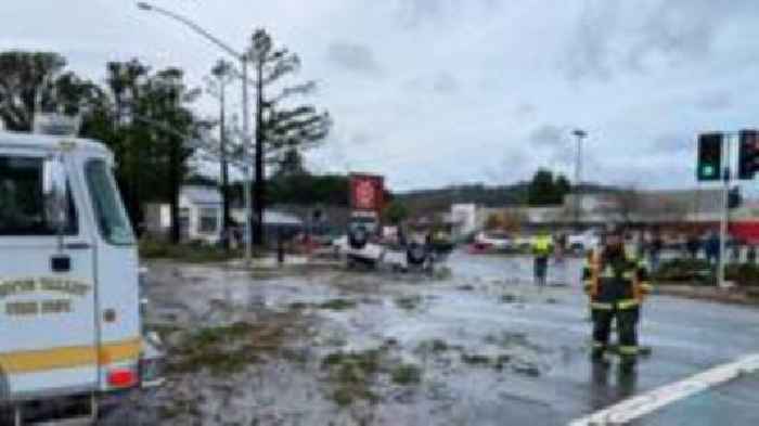 Tornado hits northern California town as ice storm chills Midwest