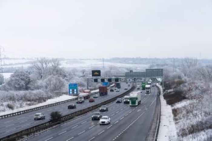 UK faces 566-mile wall of snow this week with 10cm hitting one part of England