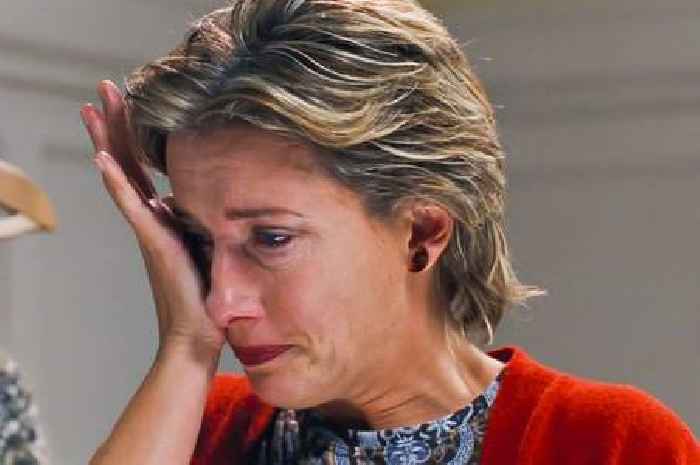 Love Actually moment that's even sadder now as eye-watering cost of Mia's necklace revealed