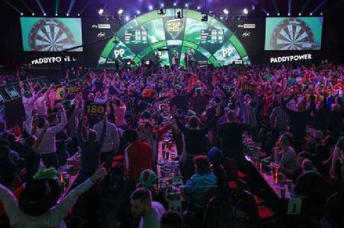 World Darts Championship results LIVE as Alan Soutar and Cameron Menzies fly the flag for Scotland