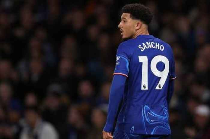 Jadon Sancho sends wordless Chelsea message as true feelings on Man Utd transfer clear