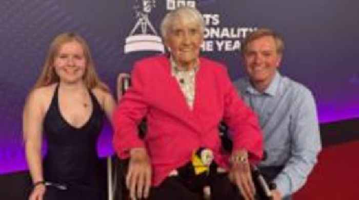 Sailing supergran takes home BBC Unsung Hero award
