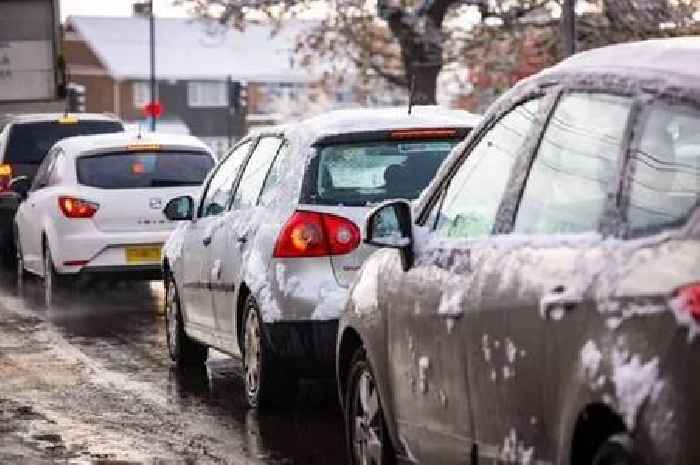 Drivers can avoid paying new car tax bands by doing 'one thing' - Rishi Sunak warning