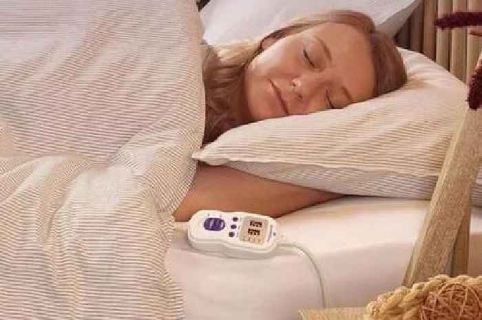 UK households who are using electric blankets in December 'warned'