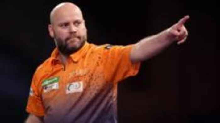 Kist hits nine-darter as Williams exits PDC World Championship