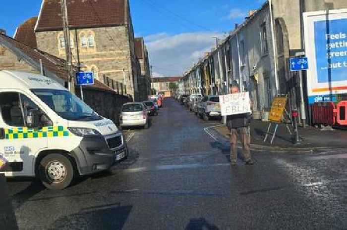 Thousands sign petition as 'entitled motorists' protest against liveable neighbourhood scheme