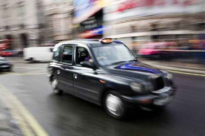 Key to reducing Alzheimer's risk could be copying black cab drivers and ditching one piece of tech