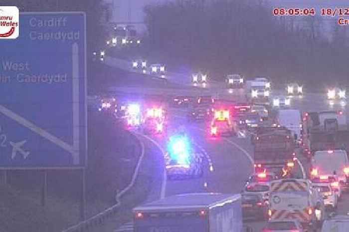 M4 crash live updates as three lanes closed causing long queues