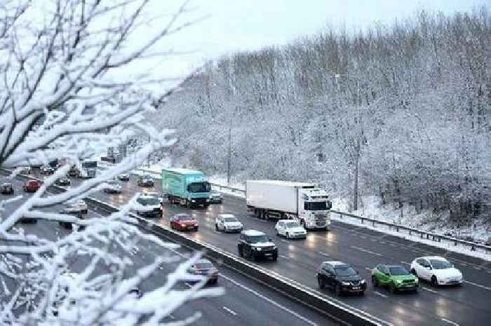 Motorists told exact time to hit M5 motorway to avoid Christmas rush