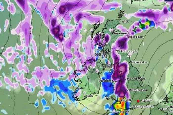 New UK weather maps show the areas set for snow on New Year's Day