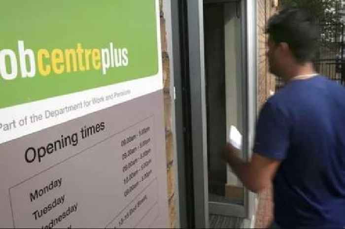 DWP confirms Christmas and New Year opening times for jobcentres and helplines