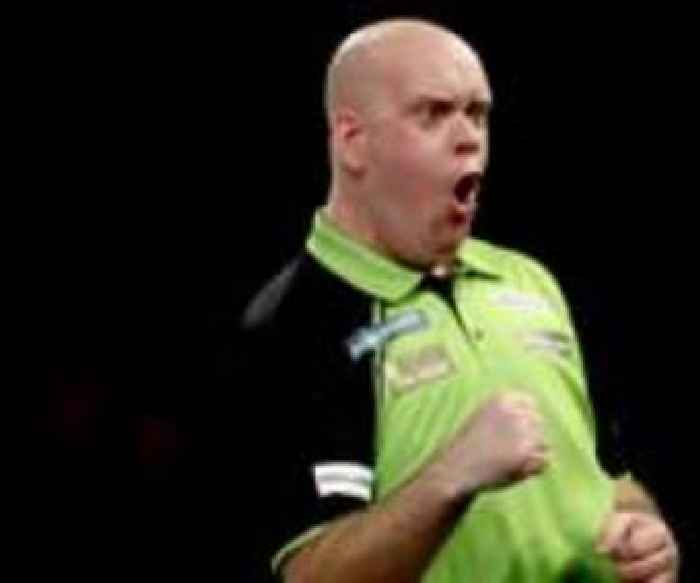 Van Gerwen enjoys comfortable opening victory