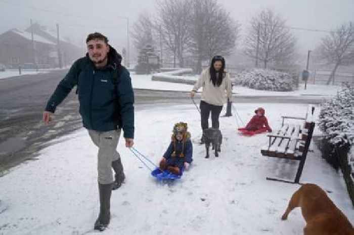 UK faces snow storm next week with 5 major cities hit and exact hour flurries start announced