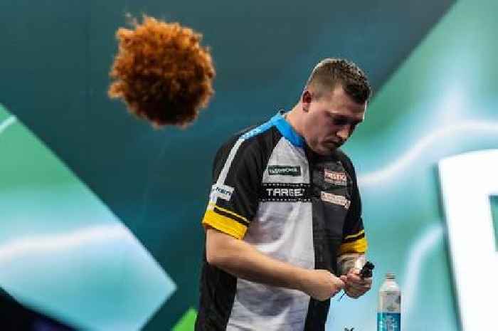 Chris Dobey forced off stage at World Championships as Ally Pally crowd lob GINGER WIGS at darts star