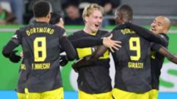 Dortmund score three in five minutes to secure first away win