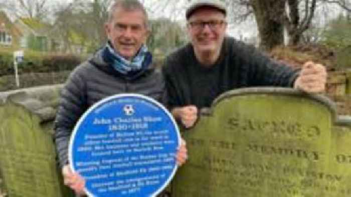 Blue plaque honours former football club captain