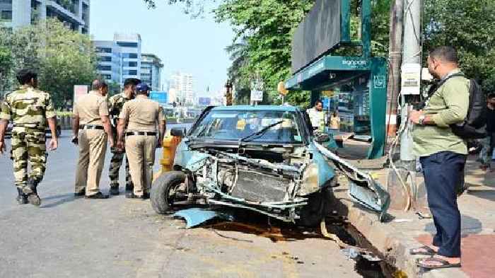 Mumbai: Three injured after car rams into bus stop at Worli