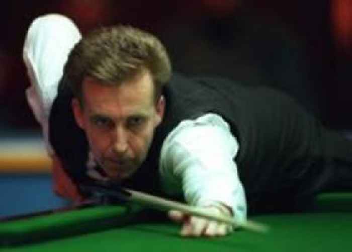 Snooker legends' farewell to ex-champion Griffiths