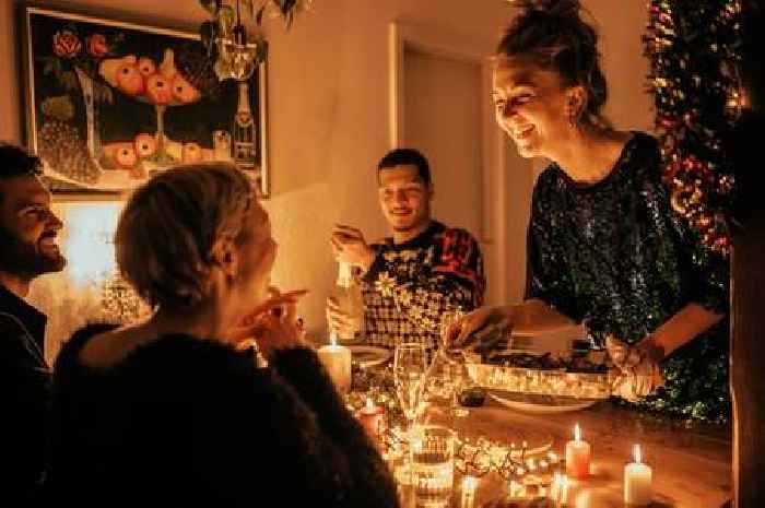 How 'dinner table syndrome' happens at Christmas and why you want to avoid it