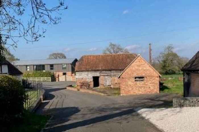 New application for controversial plan to convert ancient barn into home