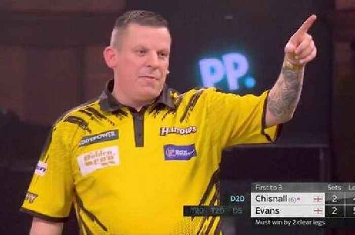 Dave Chisnall suffers embarrassing miscount as he exits World Darts Championship