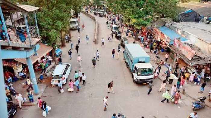 Will resume services soon on Borivli road cleared of hawkers: BEST undertaking