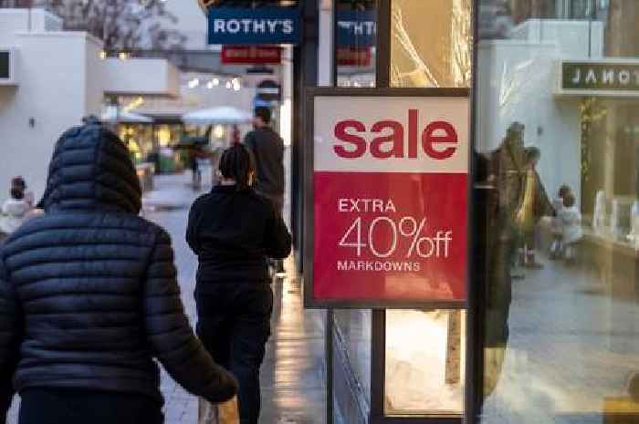 Huge sales expected after 'disastrous' Christmas for high street shops