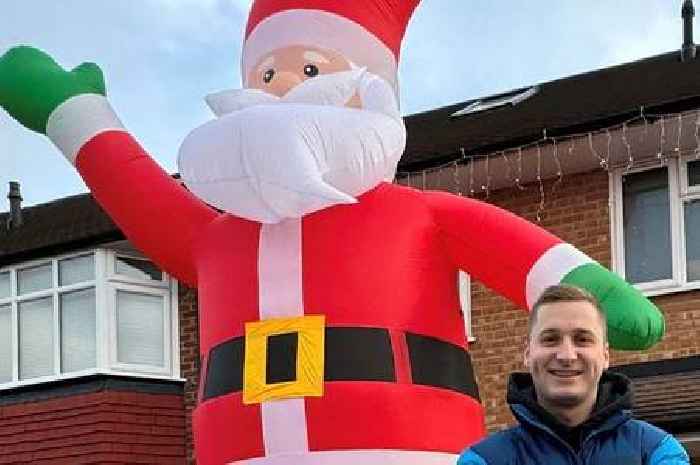 Surrey's giant Santa that might be 'stealing customers from Chessington'