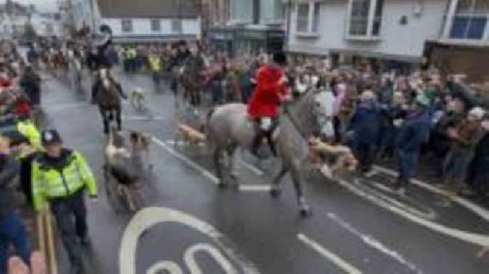 Eight arrests during Boxing Day hunt parade