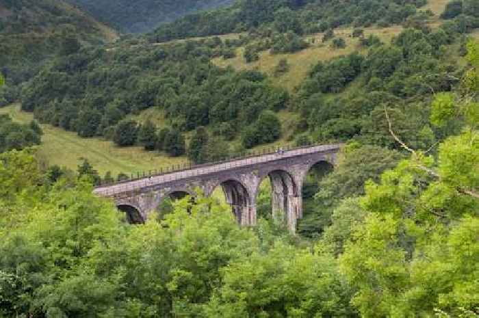 Take one of these five Boxing Day walks in the stunning Peak District