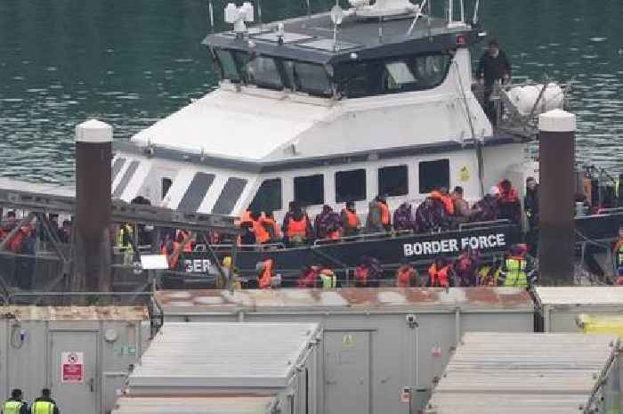 More than 450 people cross the English Channel in small boats on Christmas Day