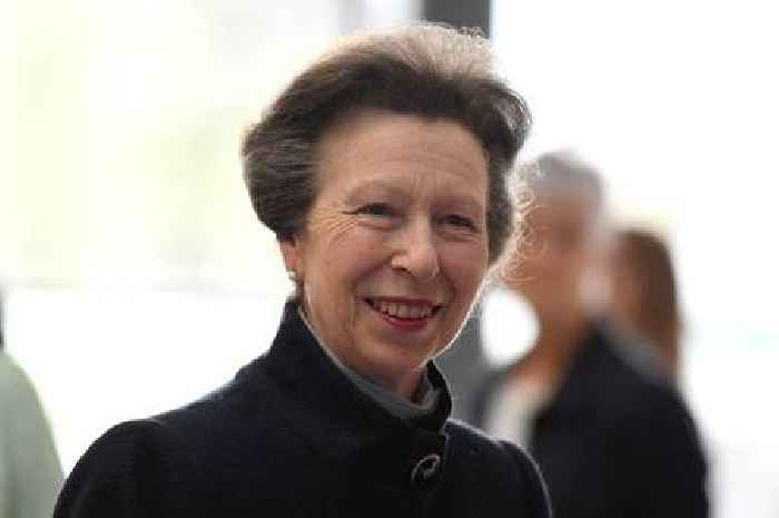 Princess Anne's 'out-of-date' choice of fruit that the Queen also ate with a knife and fork