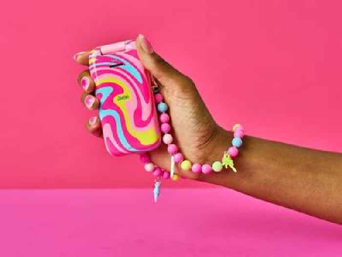 News24 | HMD taps into the retro revolution driving Gen Z's nostalgia with Barbie Dream Phone launch