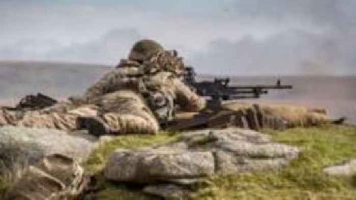 Machine guns and pistols among firearms lost by MoD