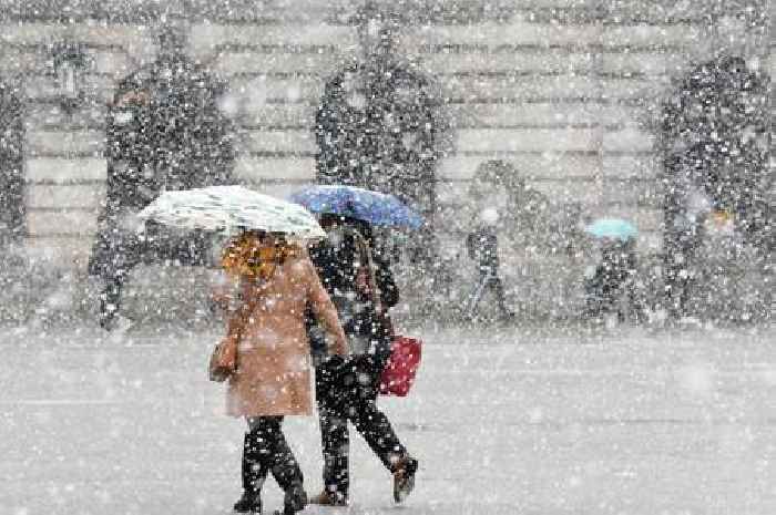 UK weather: Met Office says when and where 'severe' snow will fall after mild Christmas