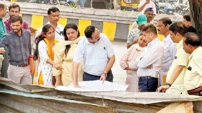 Mumbai: Expedite road work in Borivli, civic chief tells officials, engineers