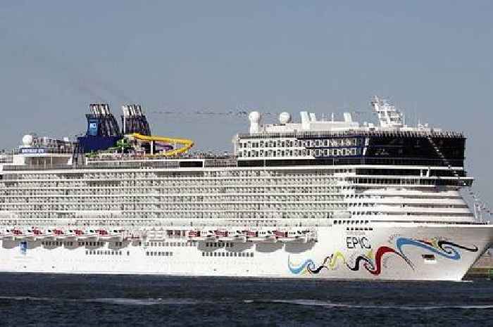 Norwegian Epic cruise passenger missing after falling overboard in Bahamas