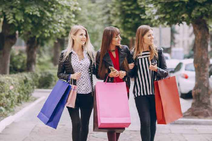 US holiday retail sales 2024: what drove the unexpected surge?