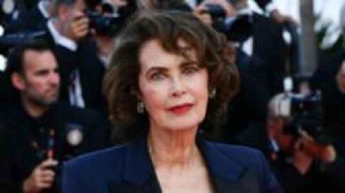 Model Dayle Haddon dies in carbon monoxide leak