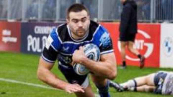 Ten-try Bath rout 14-man Saracens for record win