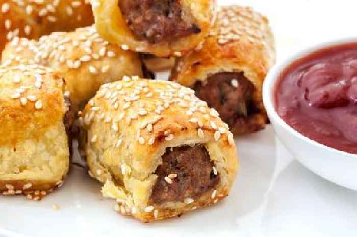 Festive sausage rolls recipe that will ‘fill you with Christmas cheer’