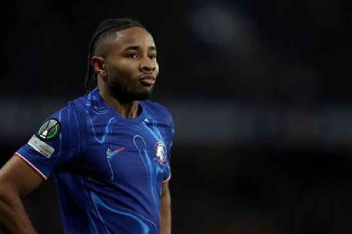 Romeo Lavia prompts Chelsea midfield rethink as Enzo Maresca faces Christopher Nkunku dilemma