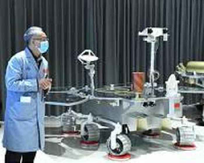 Robot with charging features to support China's 2028 Lunar program